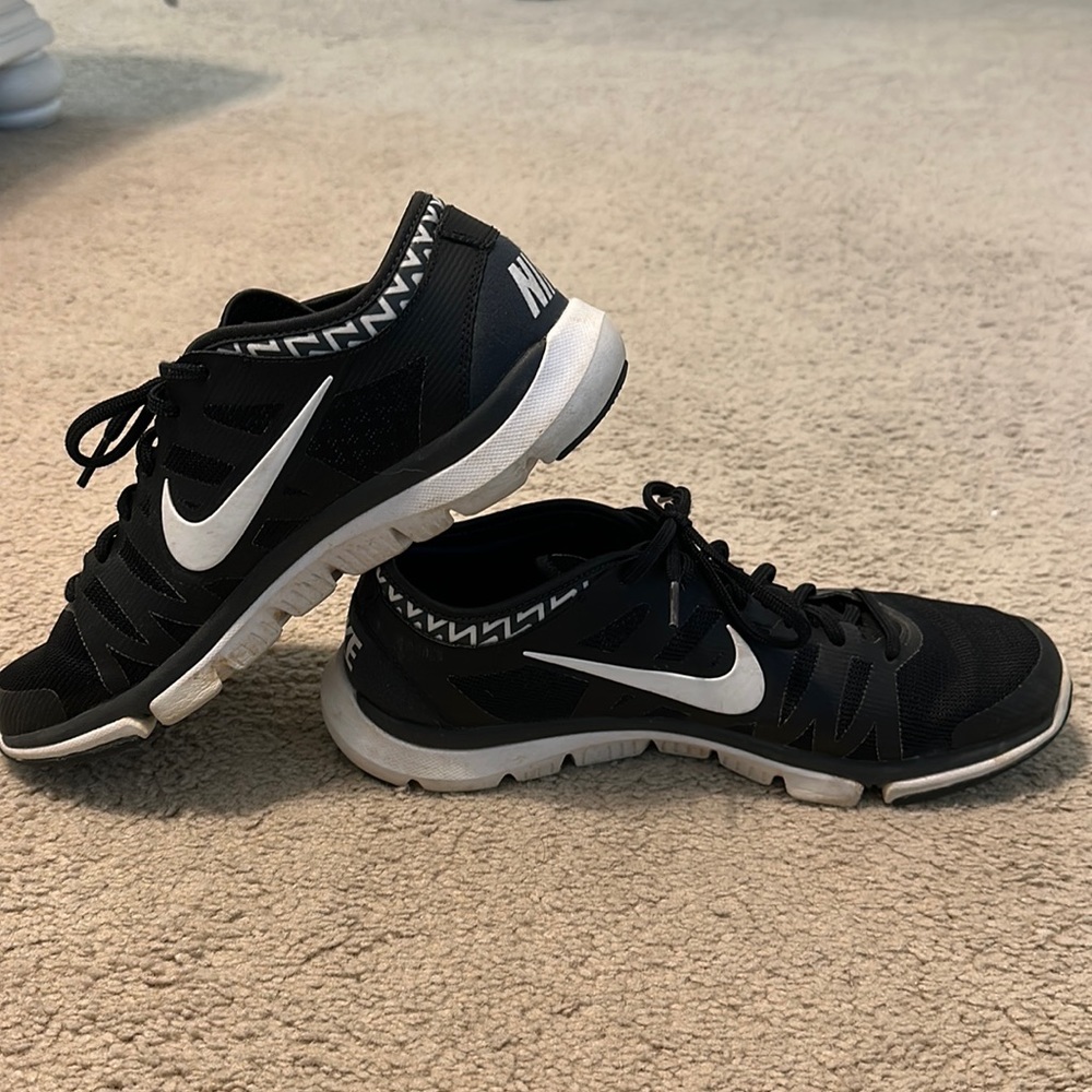 Black Nike shoes
